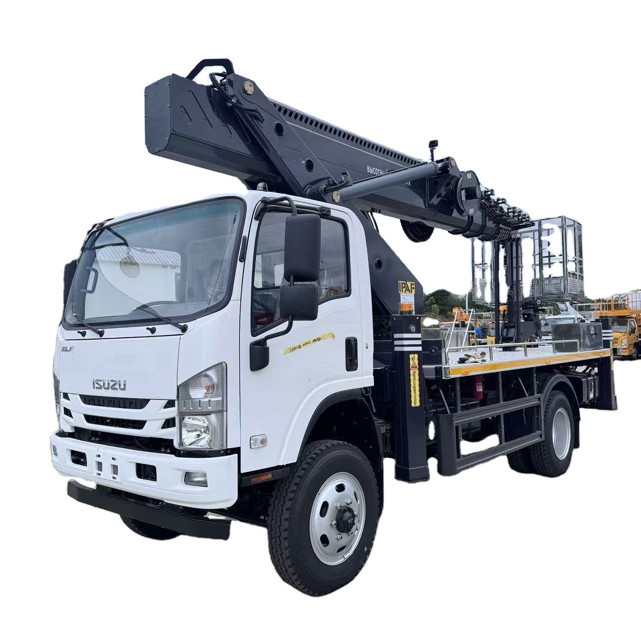 Reliable Isuzu N Series 4x4 Aerial Work Vehicle, 33M Boom Lift, High Stability for Industrial Use